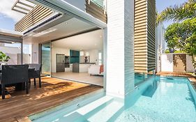 Beachside Retreat With Private Pool